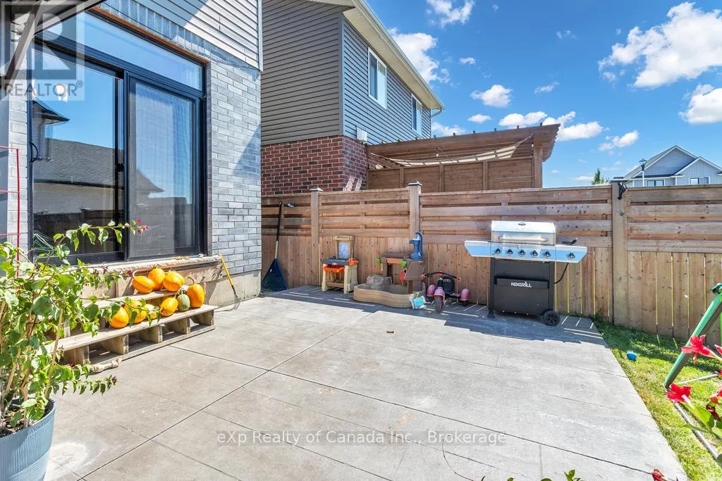 1109 ALBERNI ROAD