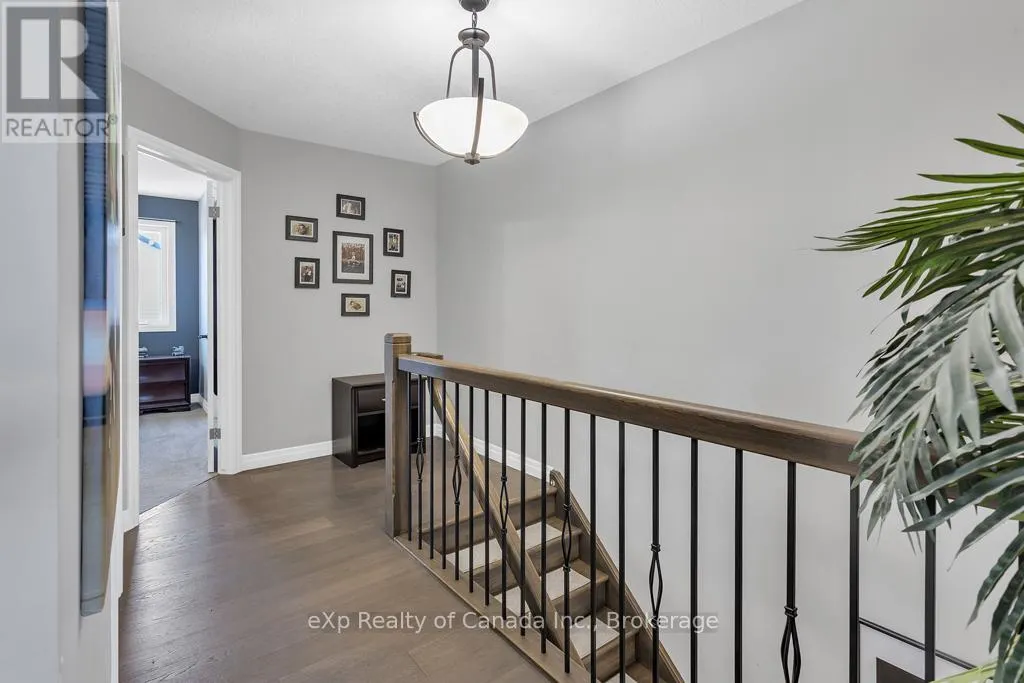 1109 ALBERNI ROAD