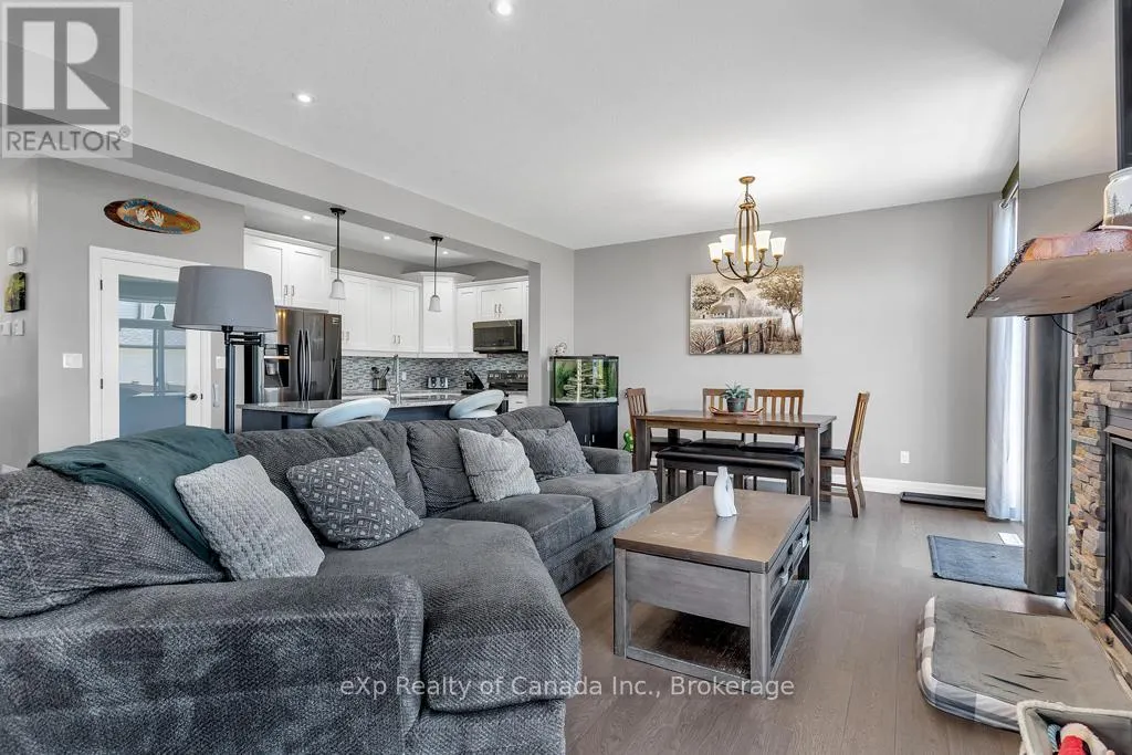1109 ALBERNI ROAD