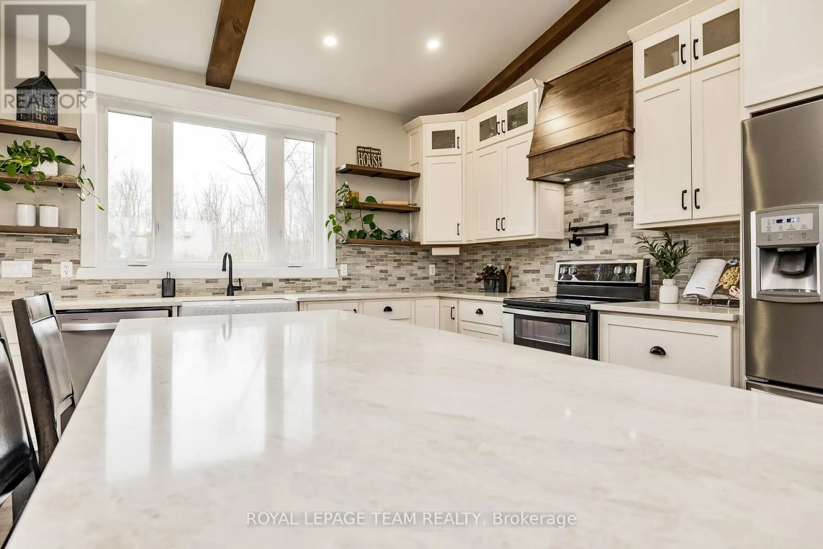 691 RIDEAU RIVER ROAD