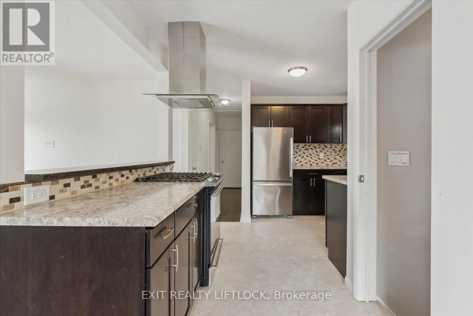 1294 VICTORY DRIVE