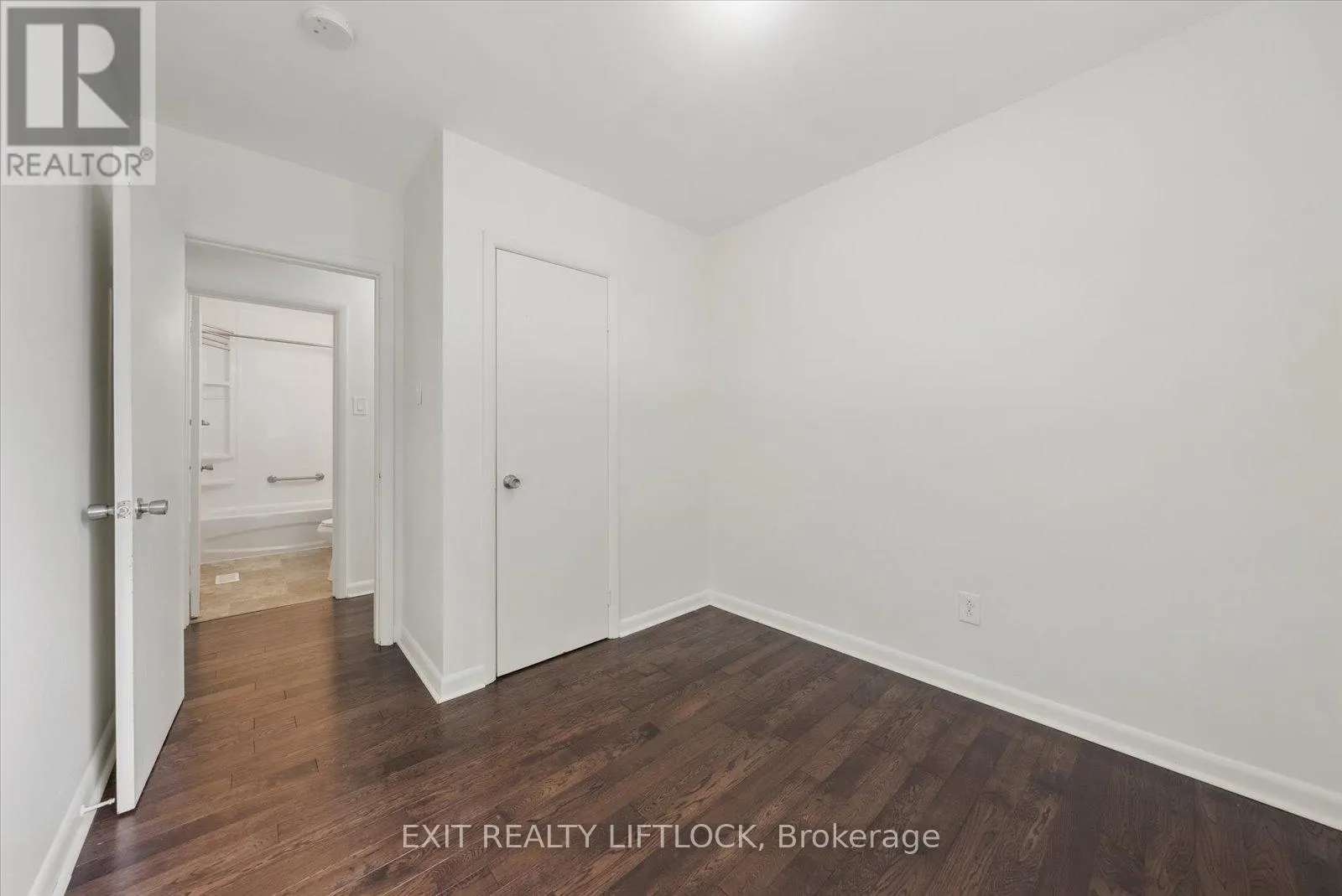 1294 VICTORY DRIVE