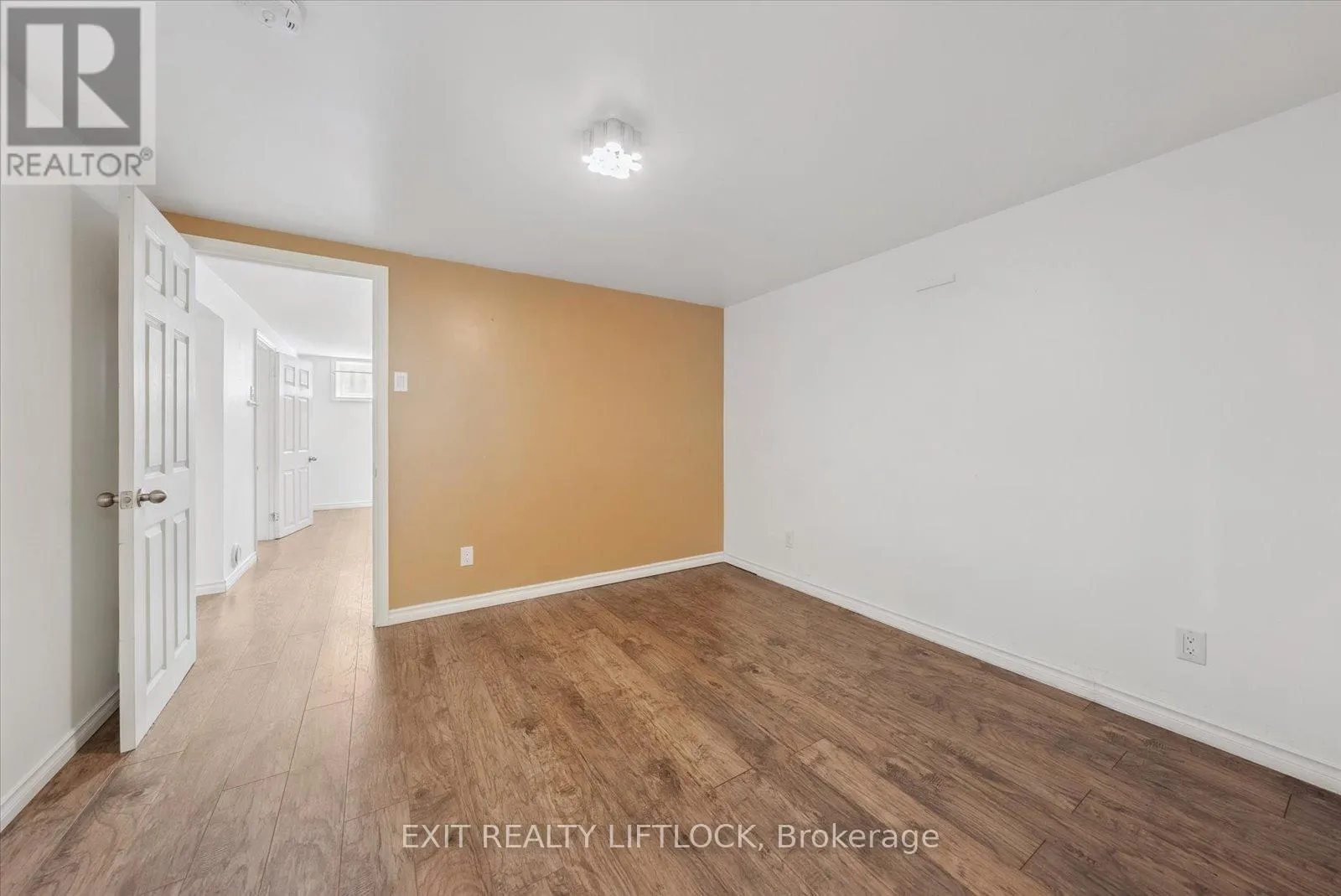 1294 VICTORY DRIVE