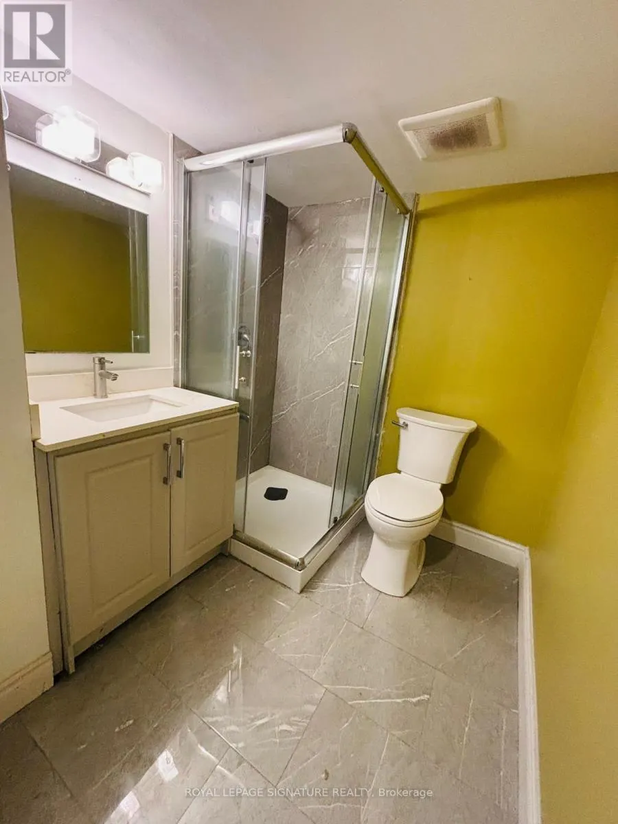 1442 PINEVIEW COURT