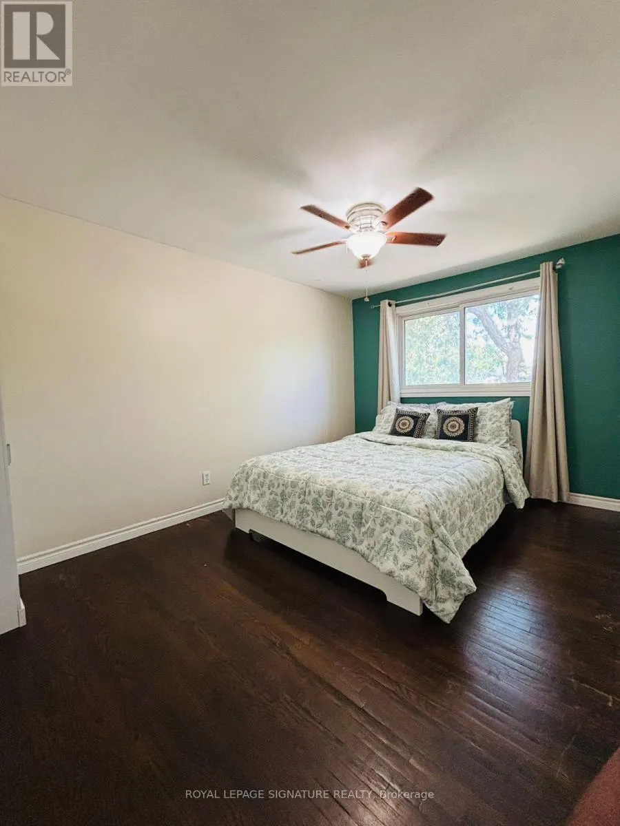 1442 PINEVIEW COURT