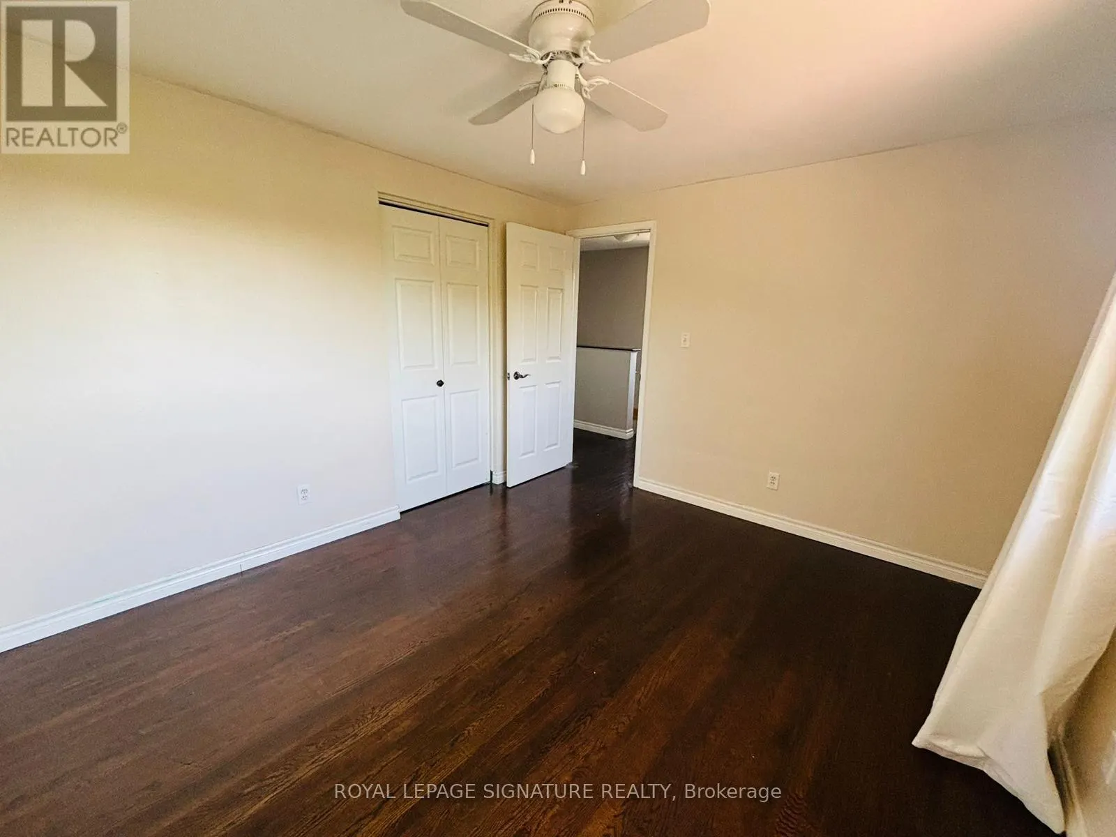 1442 PINEVIEW COURT