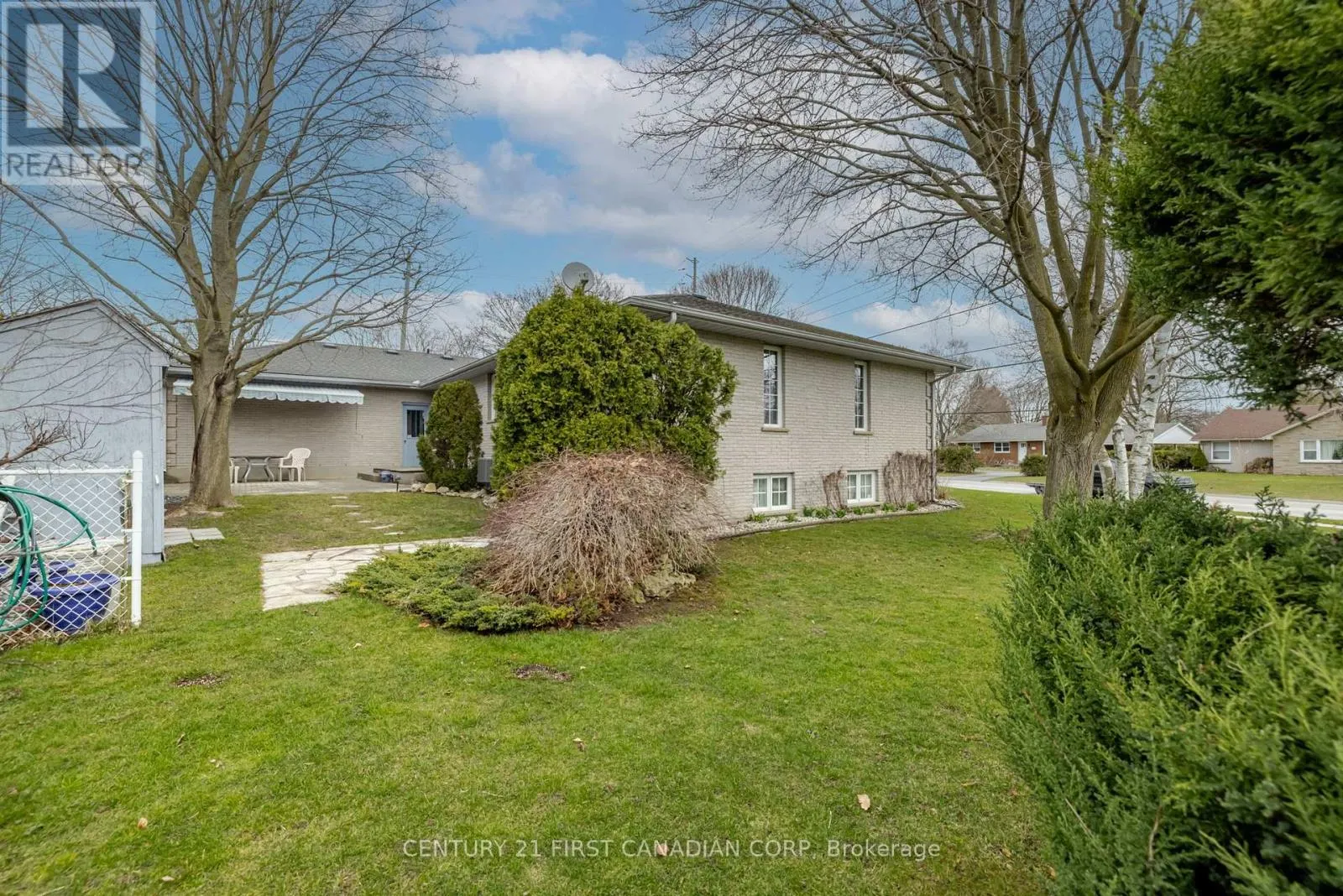 196 HULL ROAD