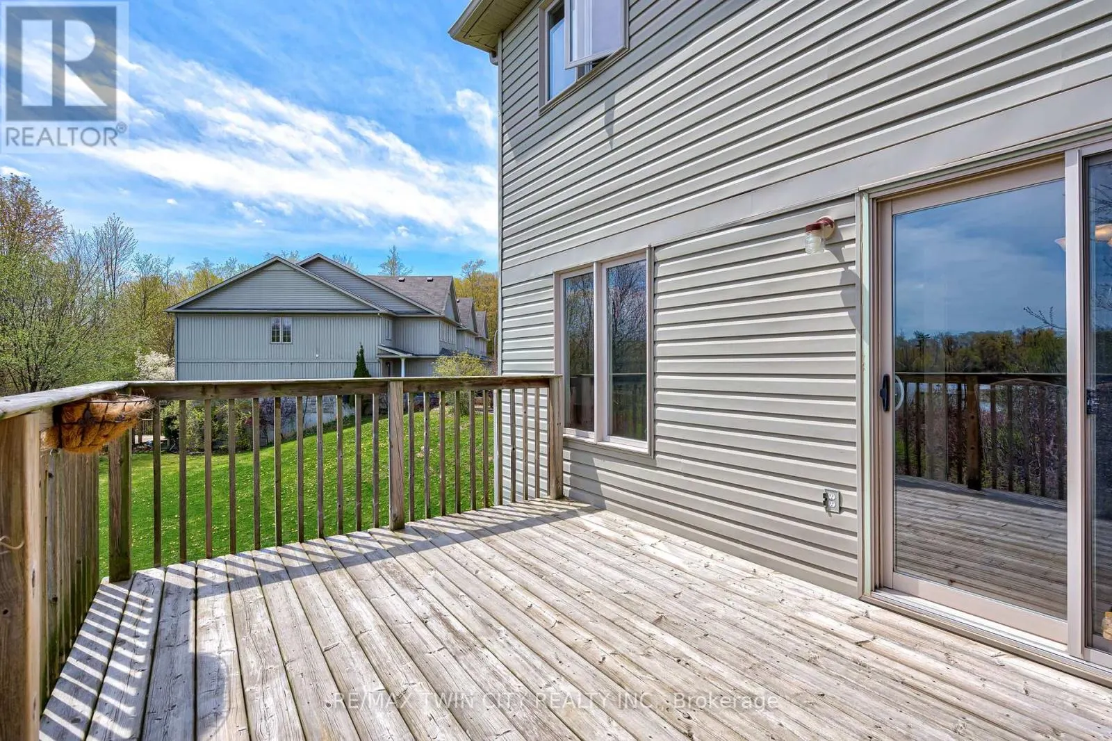 C20 - 20 DAVID BERGEY DRIVE