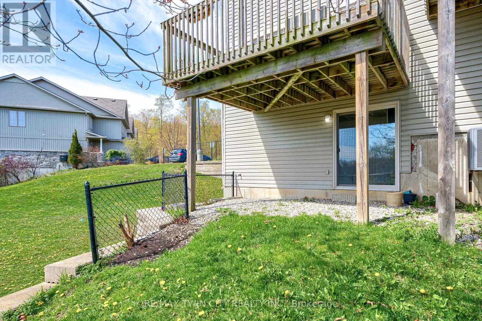 C20 - 20 DAVID BERGEY DRIVE