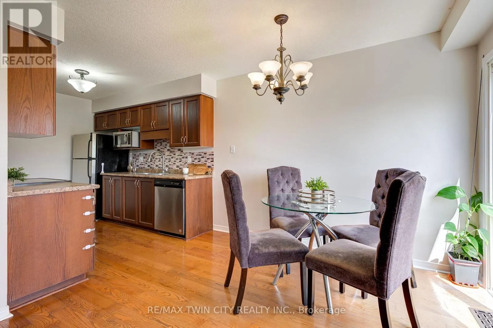 C20 - 20 DAVID BERGEY DRIVE