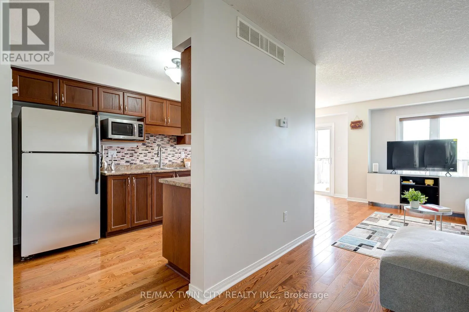C20 - 20 DAVID BERGEY DRIVE
