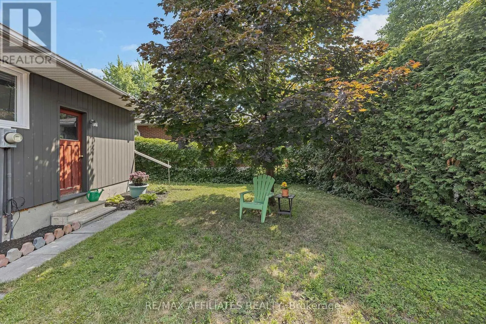 11 TRIPP CRESCENT