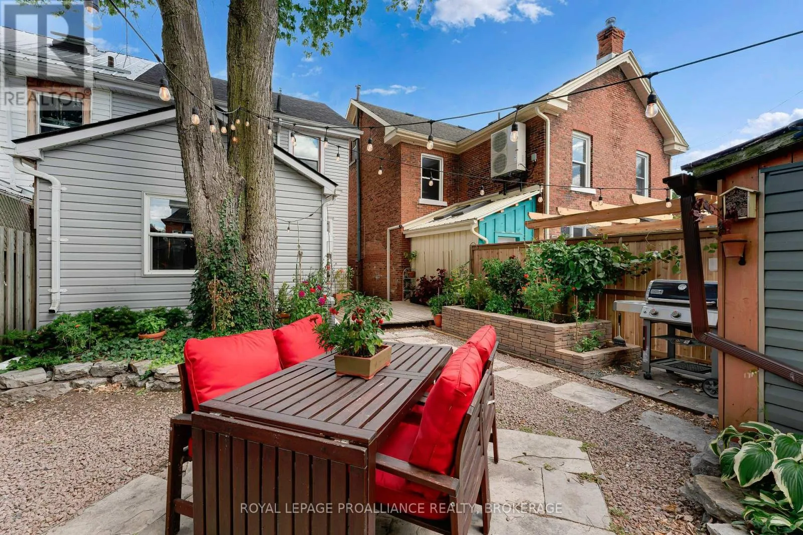 524 BAGOT STREET