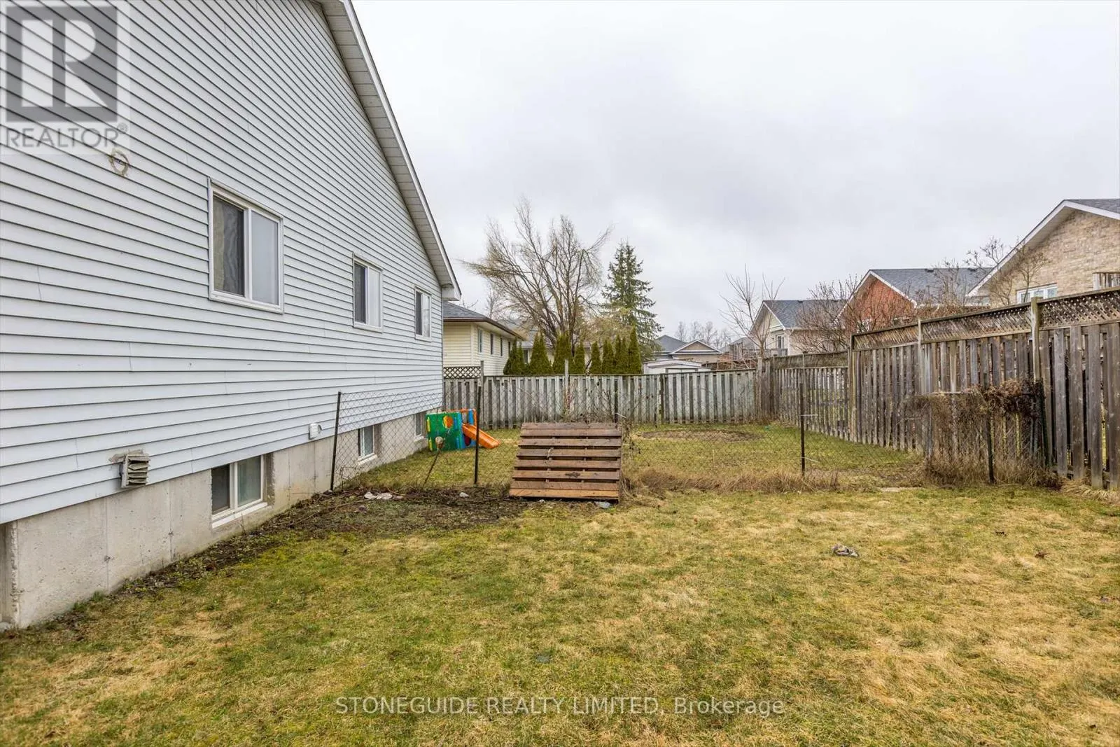 2180 EASTHILL DRIVE