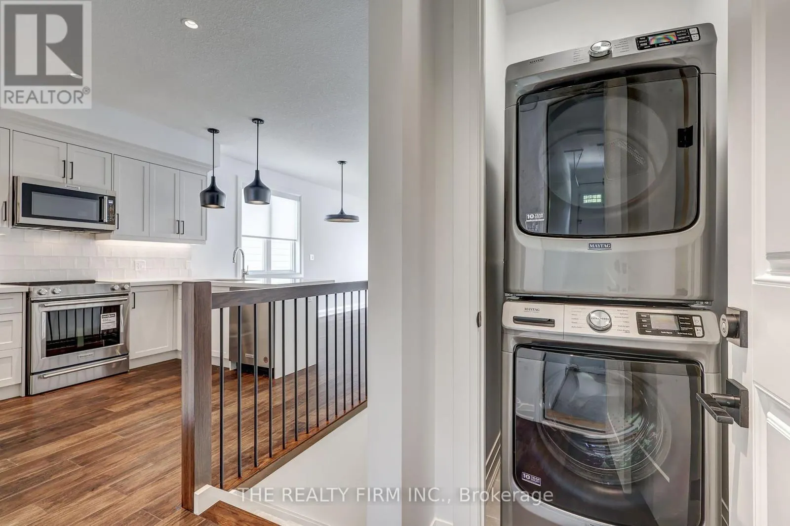 4 - 85 FOREST STREET, #4