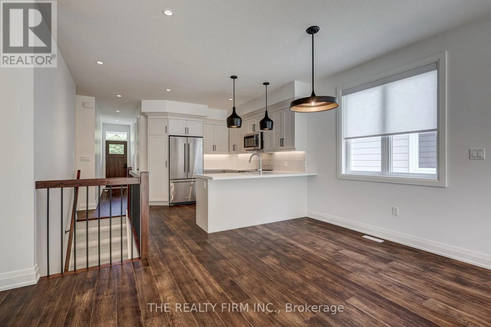 4 - 85 FOREST STREET, #4