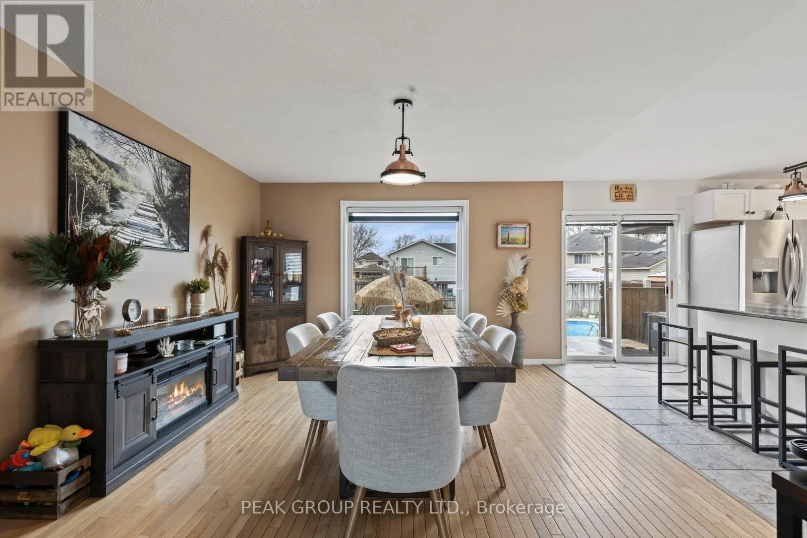 427 TRILLIUM AVENUE