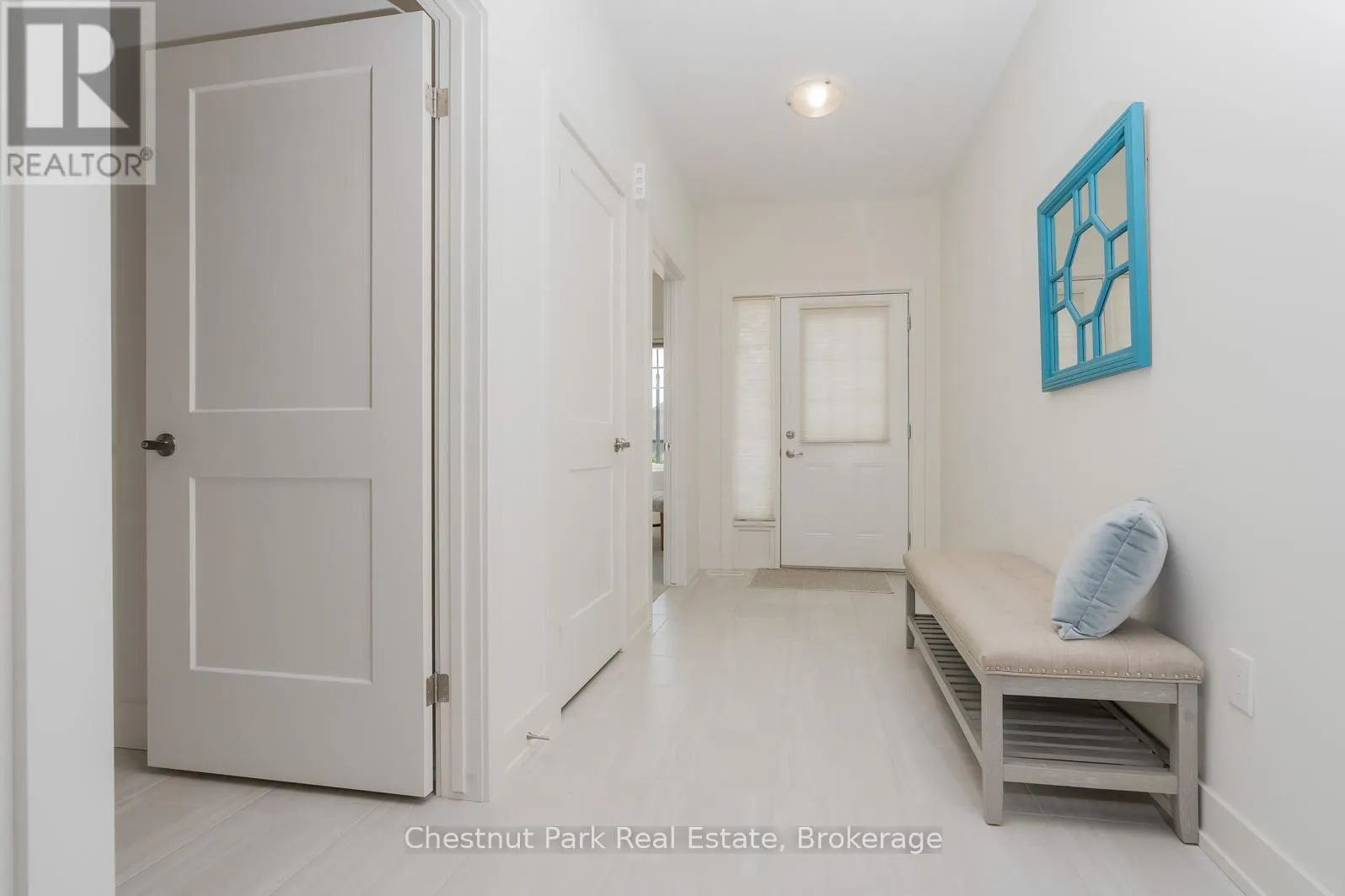 161 HAWTHORN CRESCENT