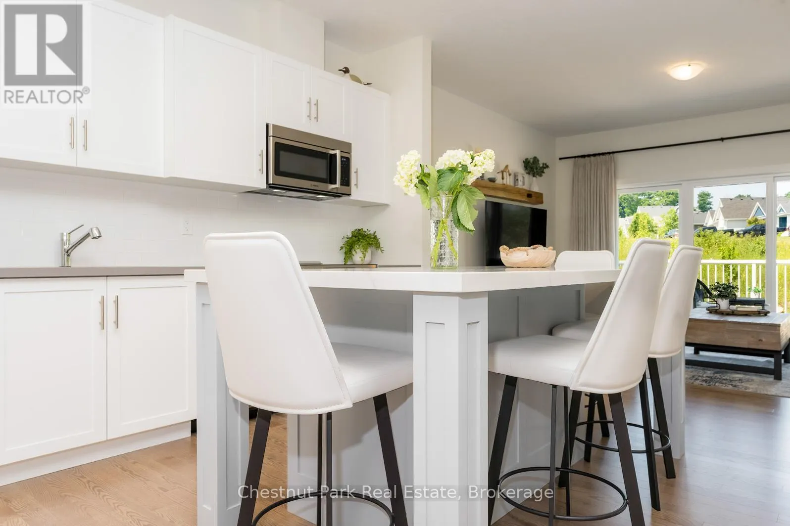 161 HAWTHORN CRESCENT