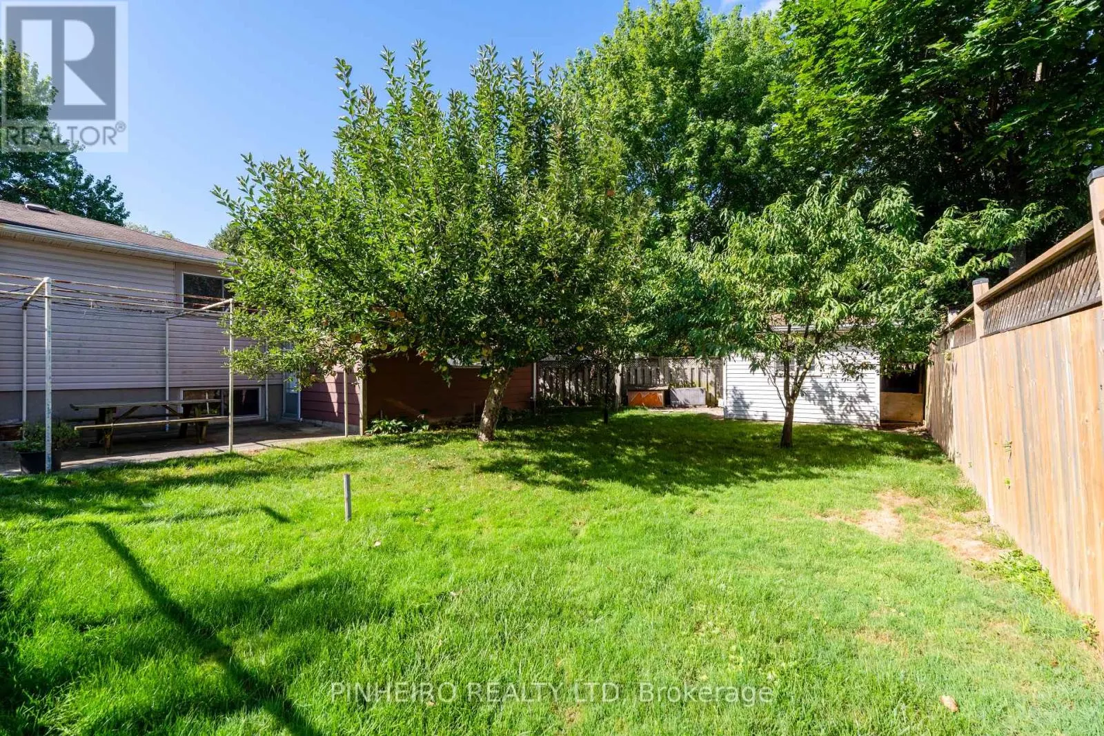 67 HARCROFT CRESCENT