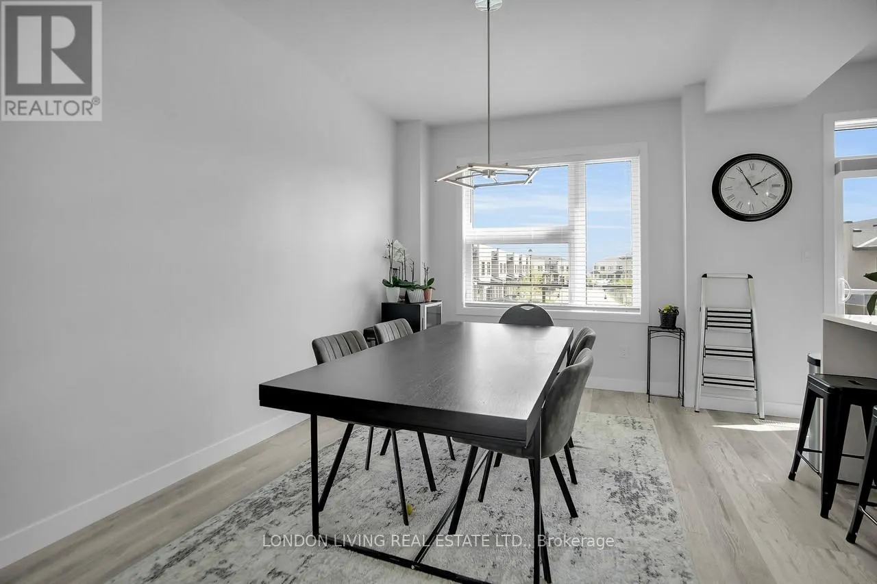 28 - 3380 SINGLETON AVENUE, #28