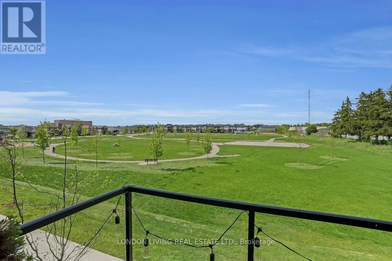 28 - 3380 SINGLETON AVENUE, #28