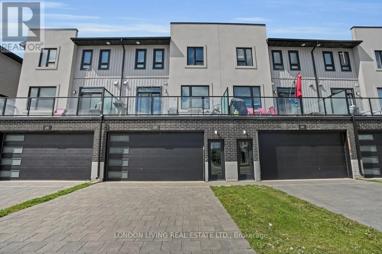 28 - 3380 SINGLETON AVENUE, #28