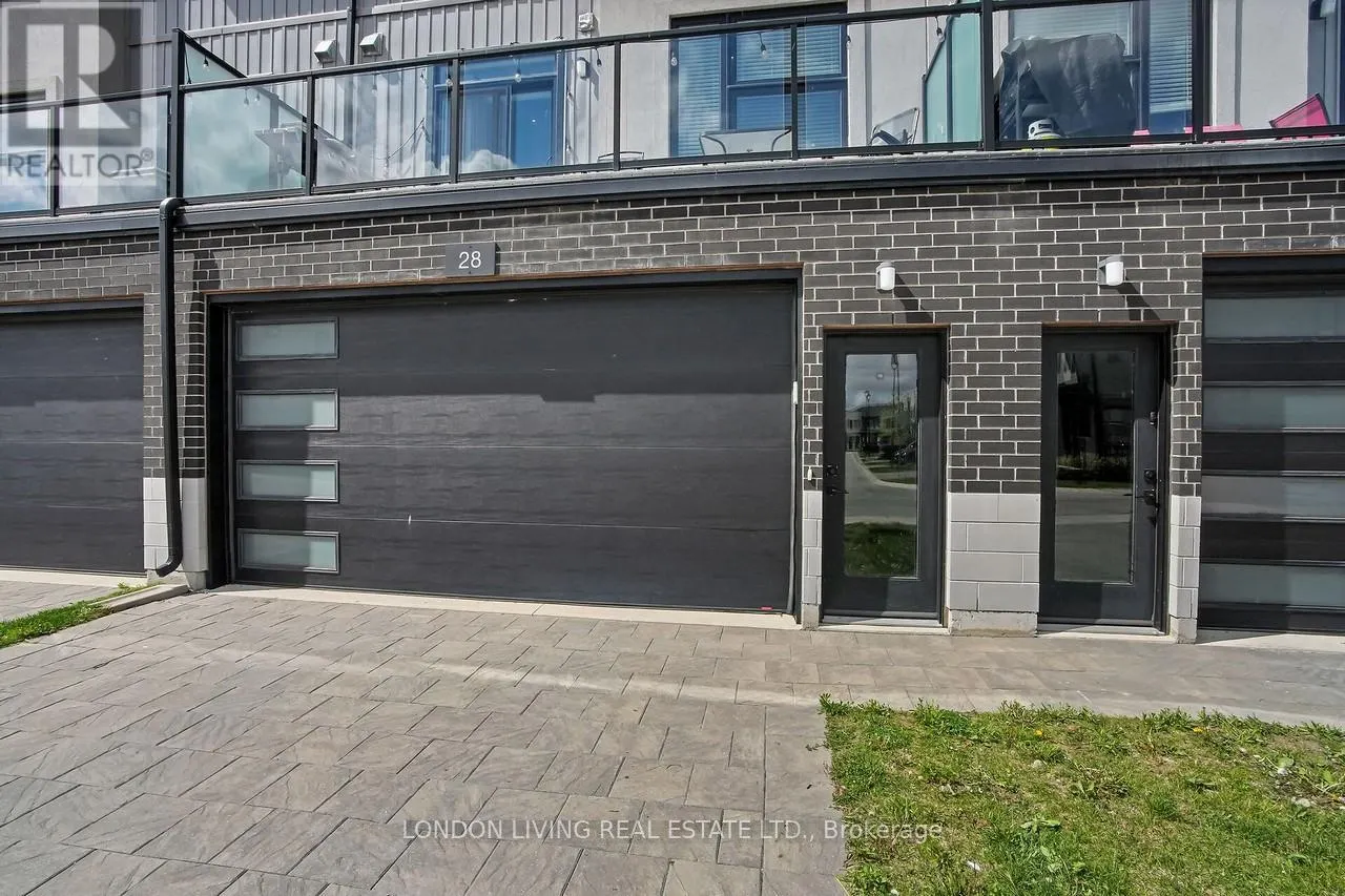 28 - 3380 SINGLETON AVENUE, #28