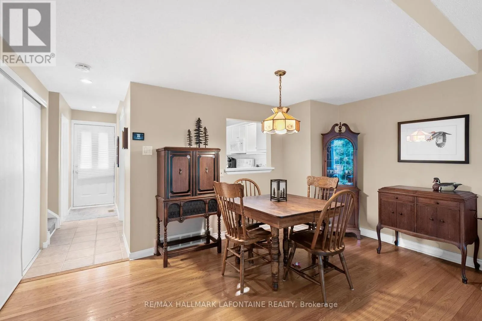 876 WALKLEY ROAD