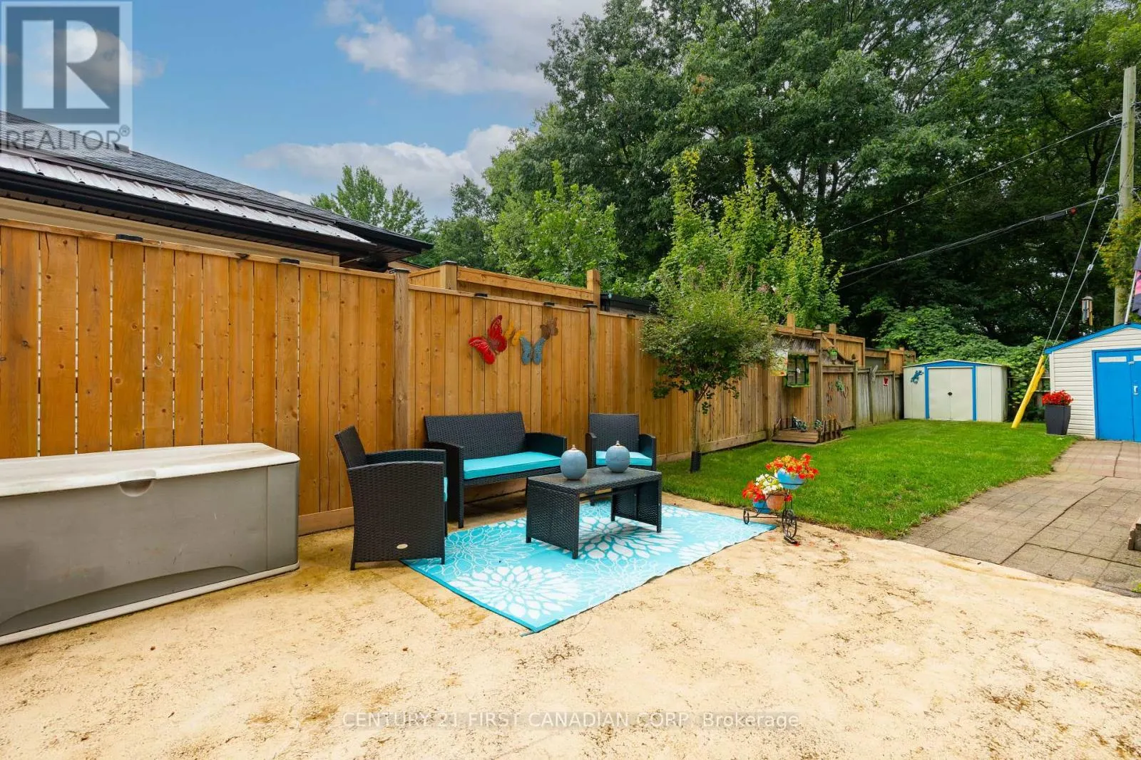 5 STRATHCONA DRIVE