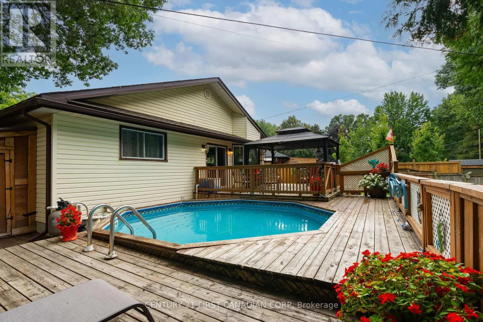 5 STRATHCONA DRIVE