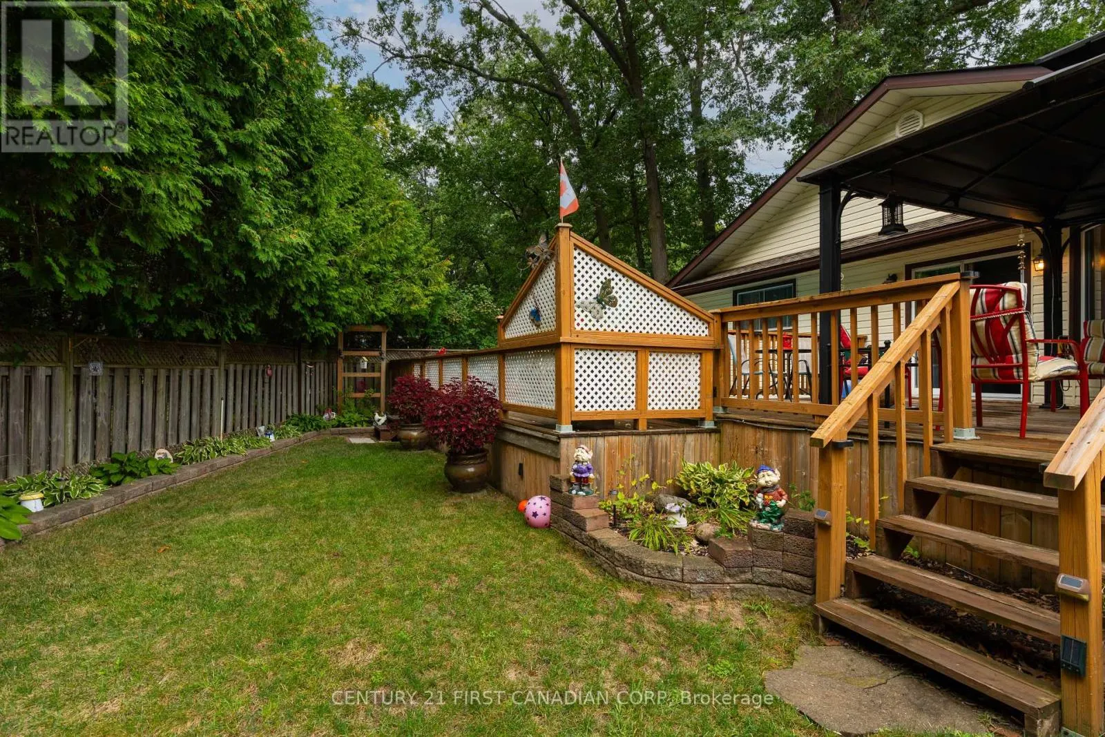 5 STRATHCONA DRIVE