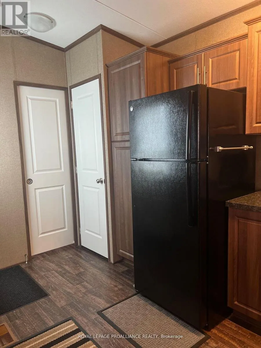 218 - 1501 LINE 8 ROAD, #218