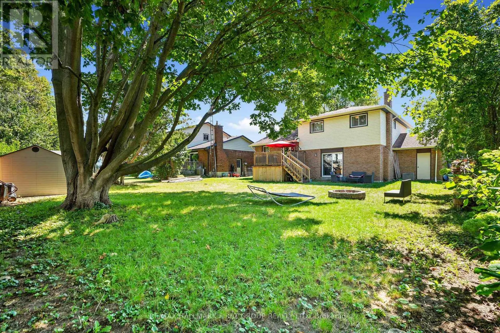 8 RAVENSDALE ROAD