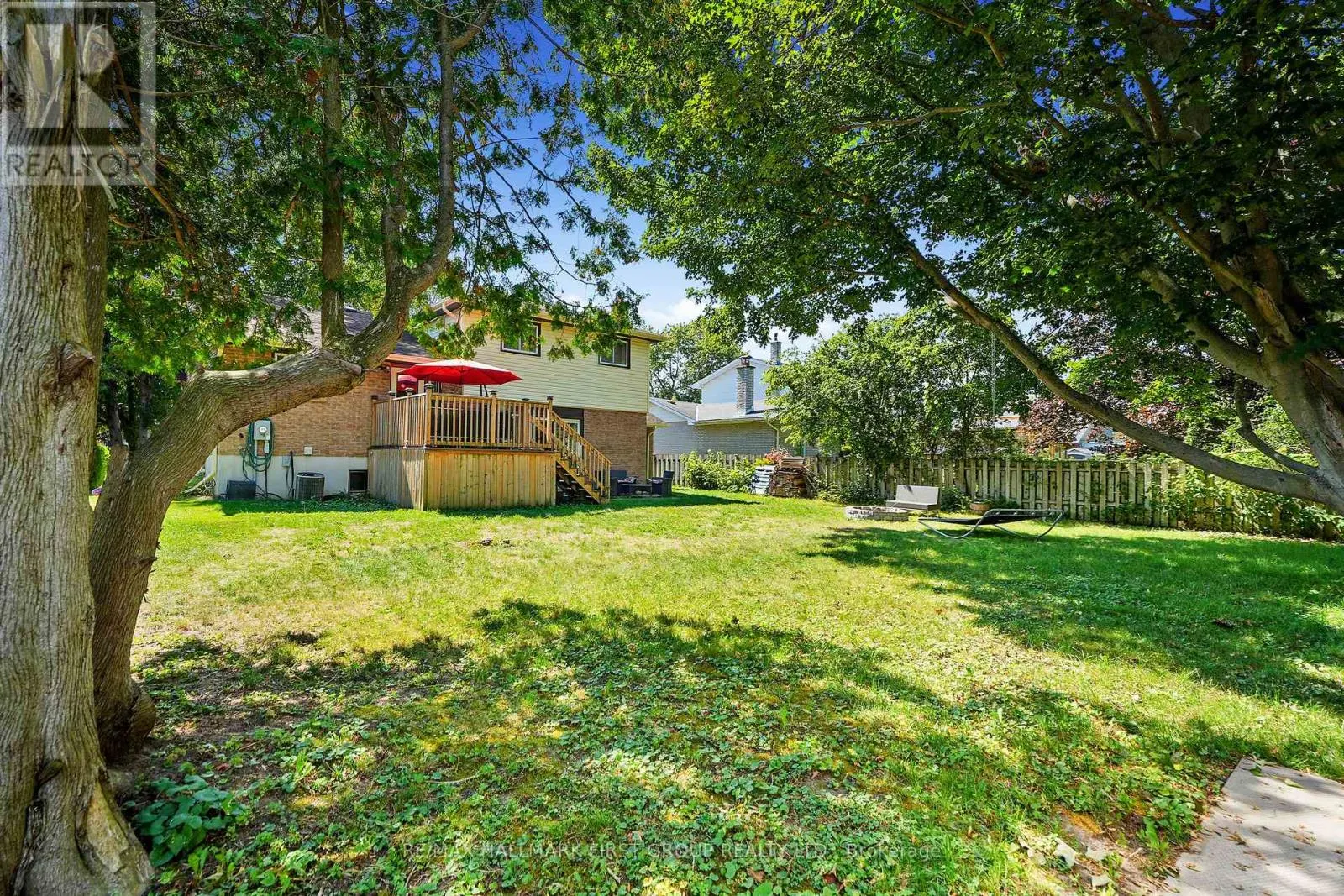 8 RAVENSDALE ROAD
