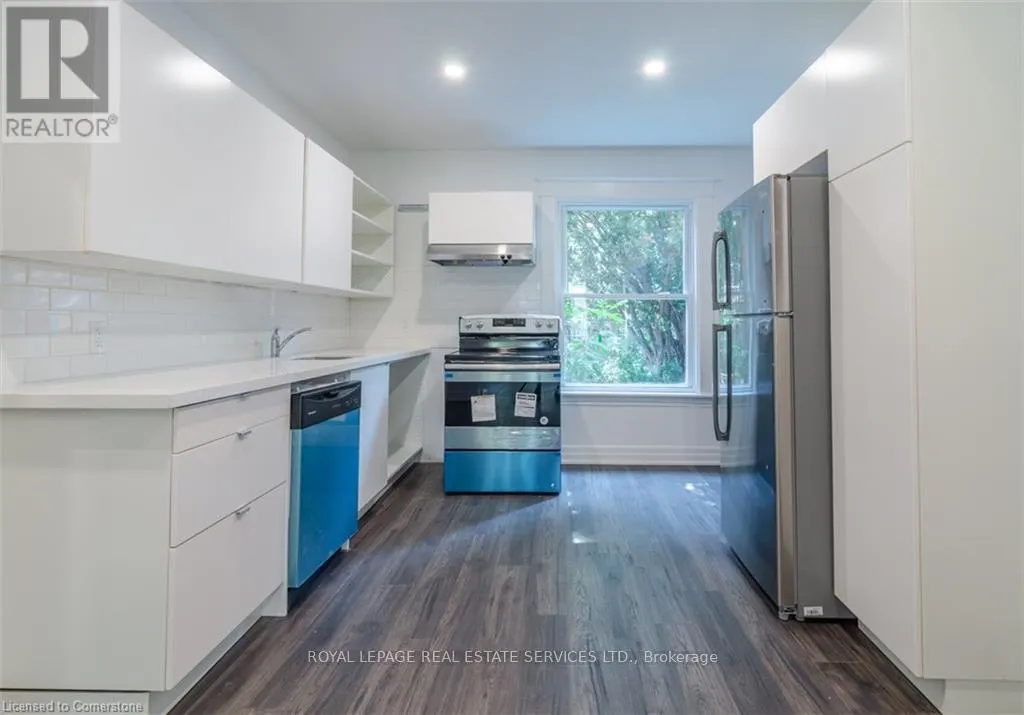 115 SPADINA AVENUE