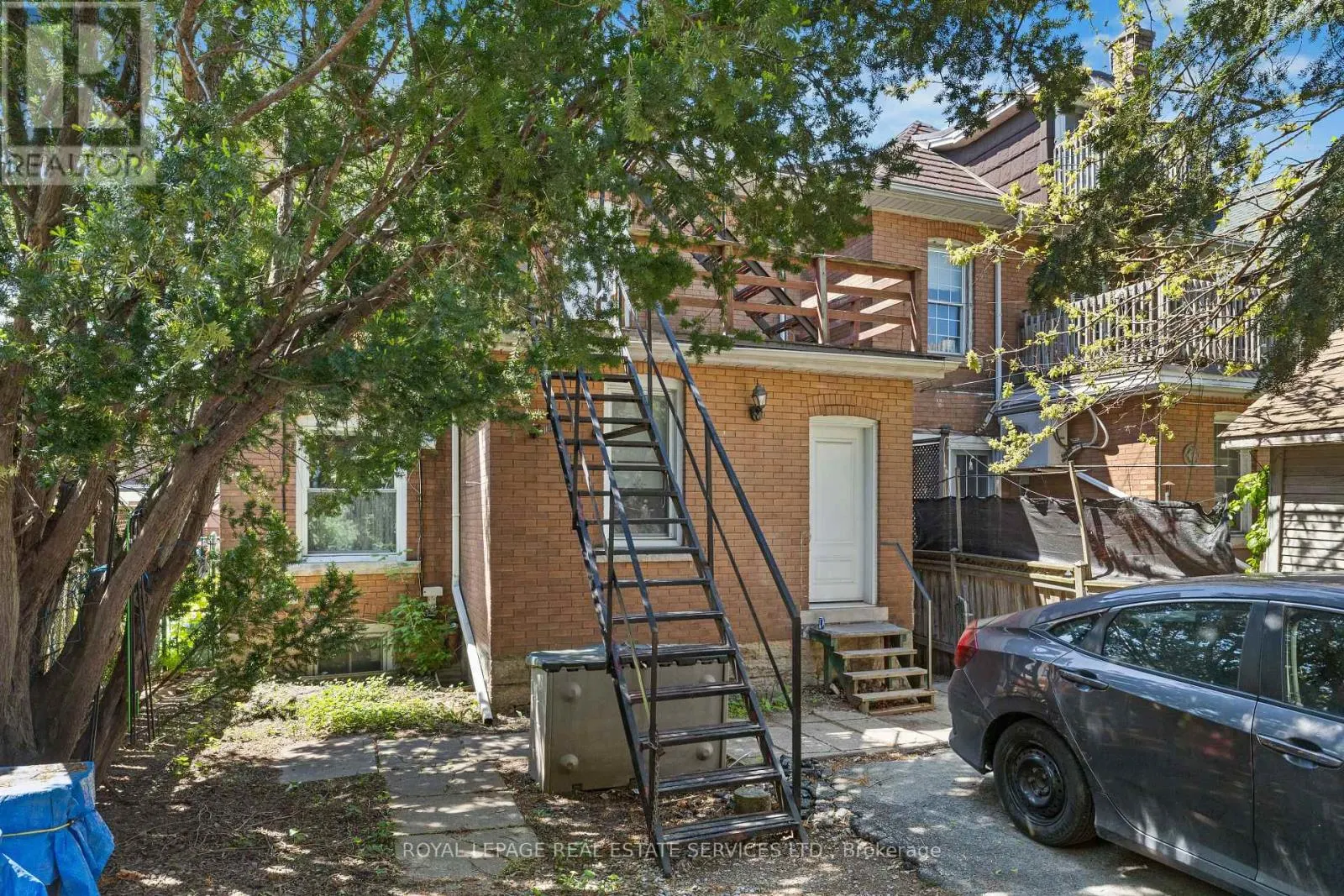 115 SPADINA AVENUE