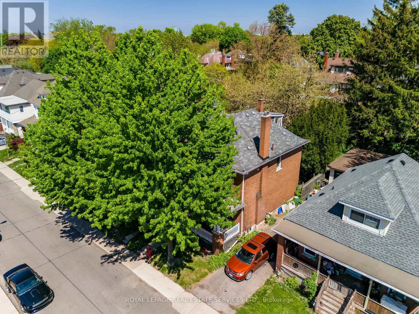 115 SPADINA AVENUE