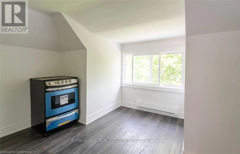 115 SPADINA AVENUE
