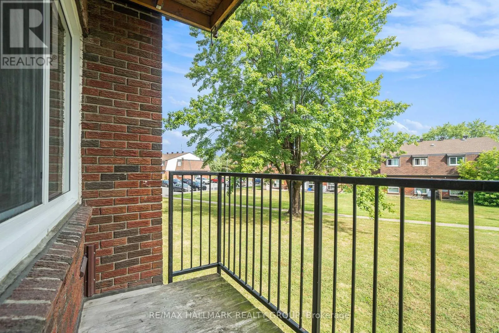 203C - 2041 ARROWSMITH DR. DRIVE