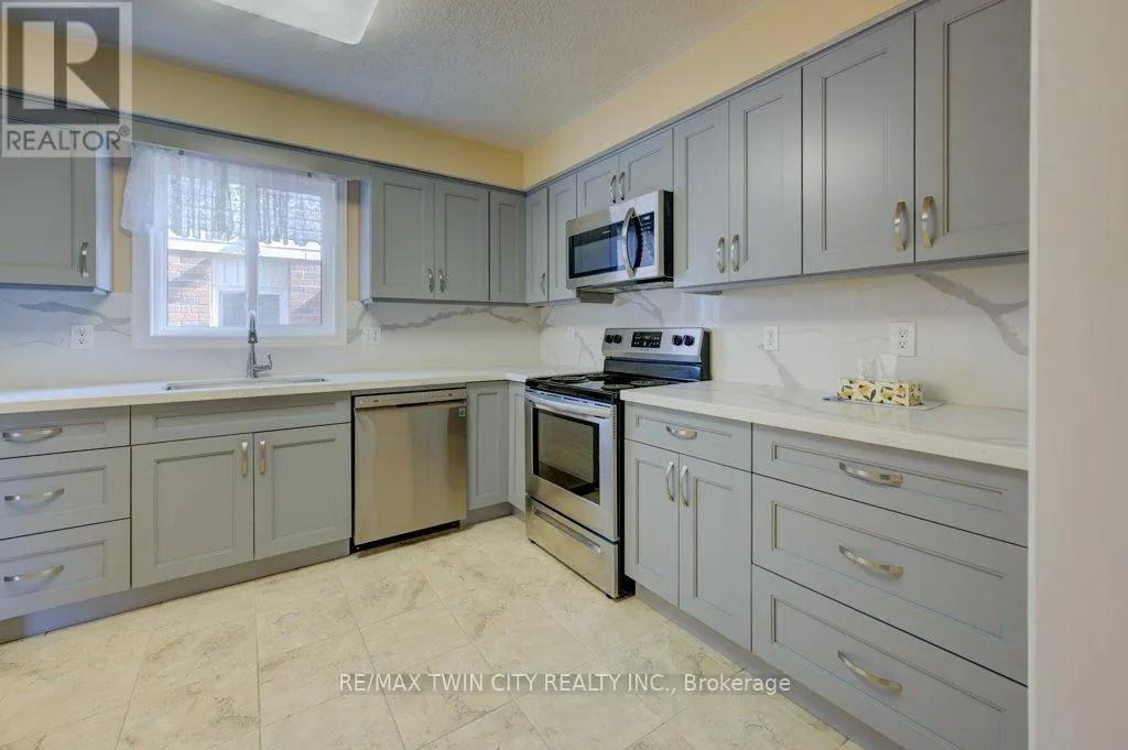 44 NORTHMANOR CRESCENT