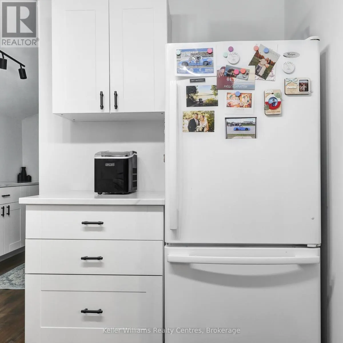 31 YONGE STREET S