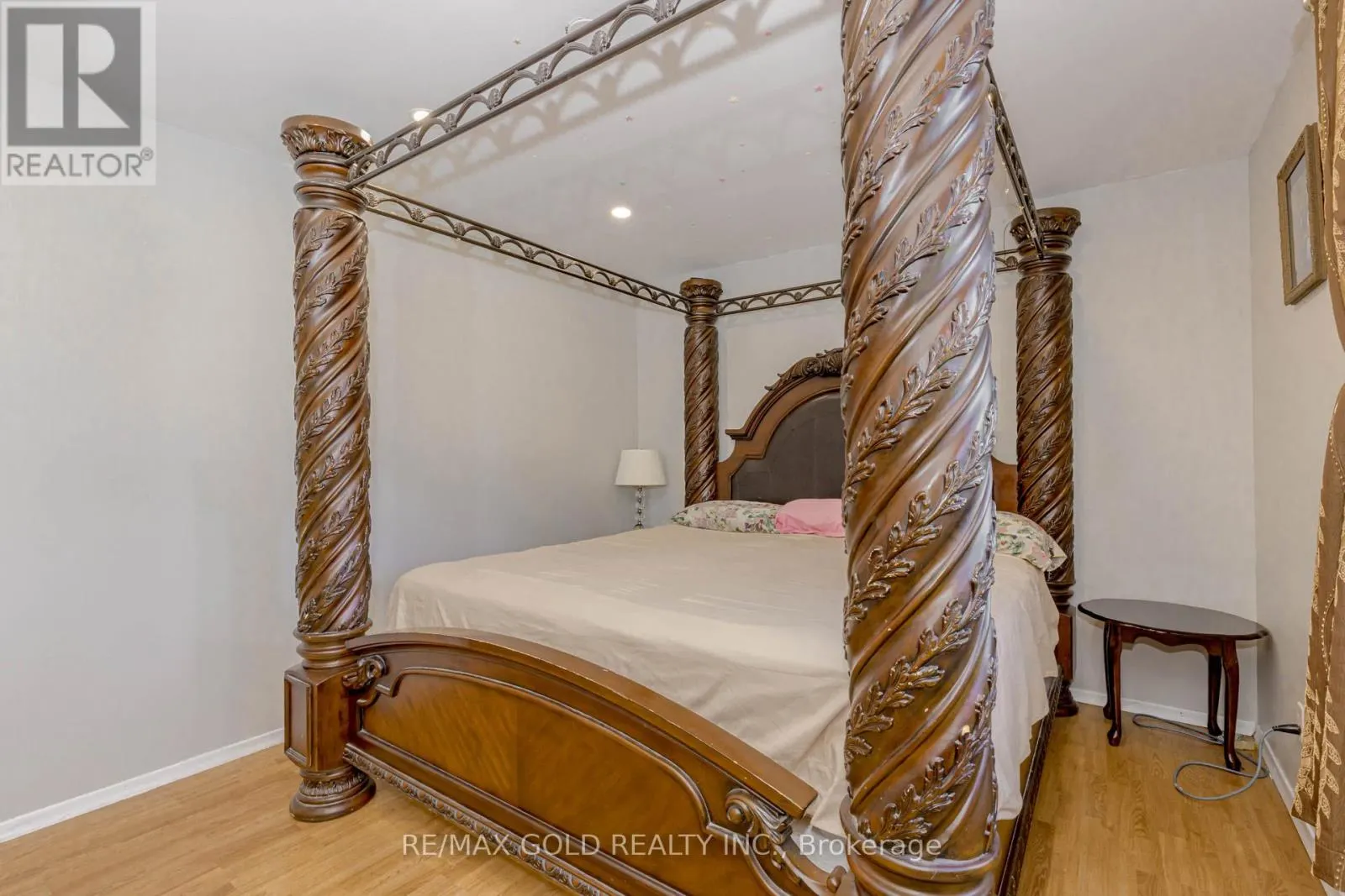 9109 WELLINGTON RD 50