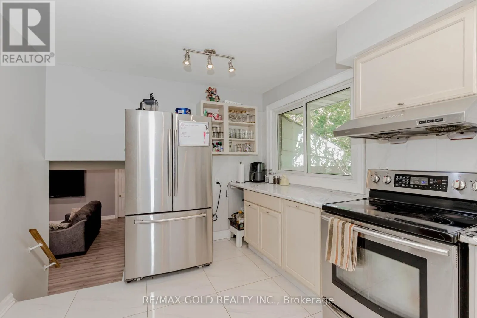 9109 WELLINGTON RD 50