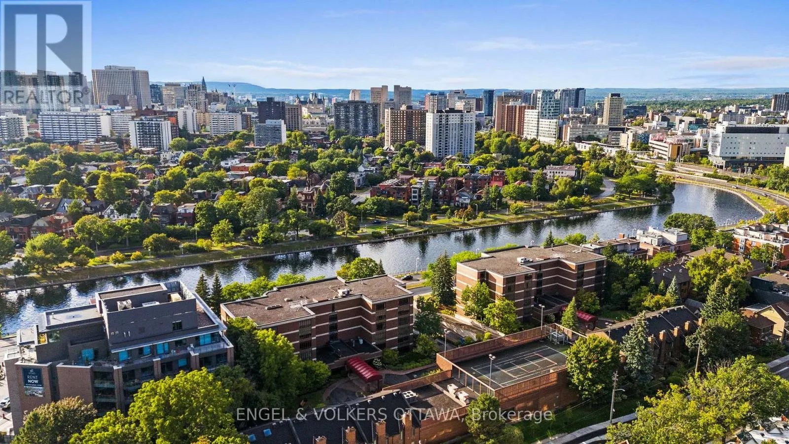 406 - 111 ECHO DRIVE