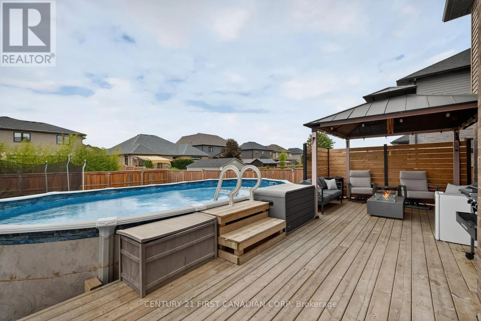 99 THAMES SPRINGS CRESCENT