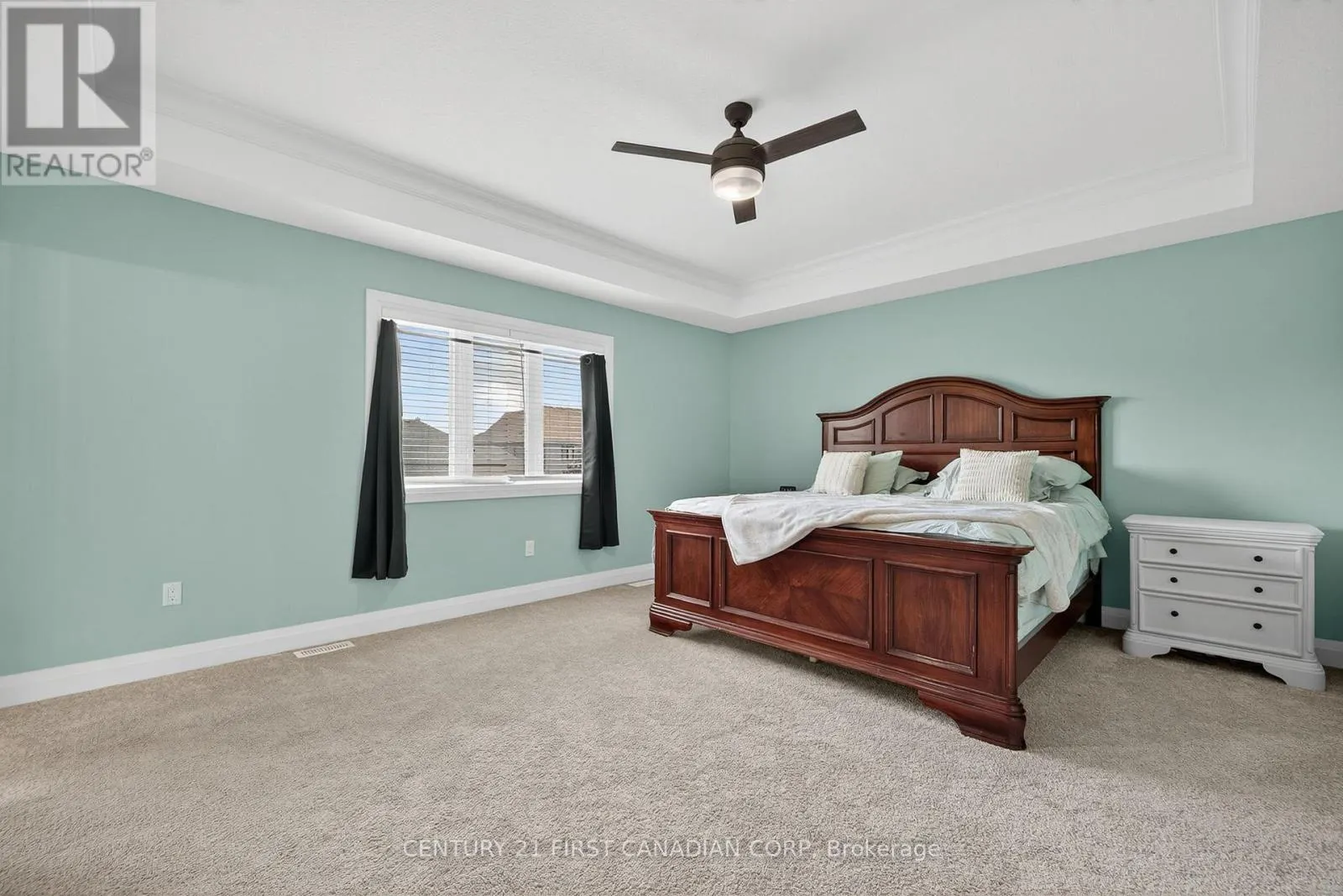 99 THAMES SPRINGS CRESCENT