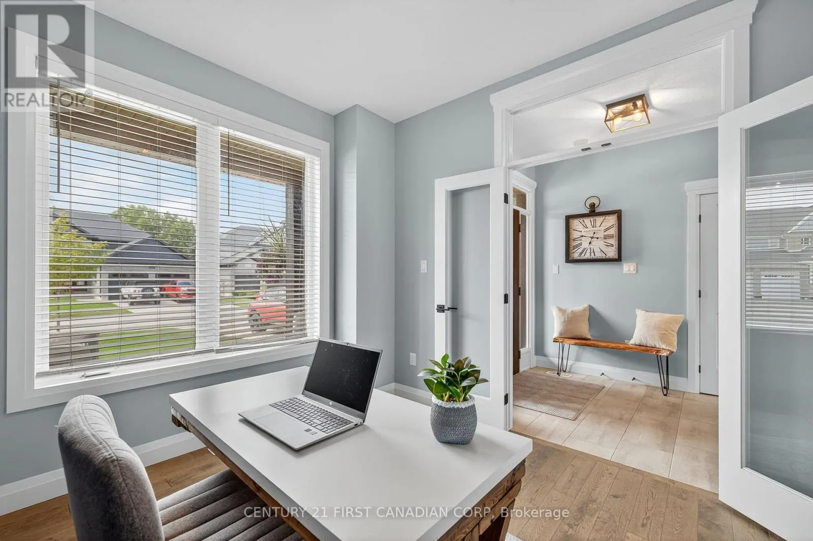 99 THAMES SPRINGS CRESCENT