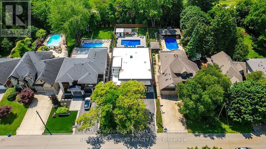86 VALLEYVIEW DRIVE