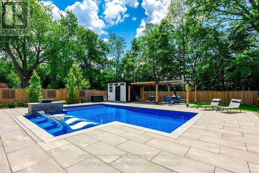 86 VALLEYVIEW DRIVE